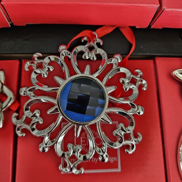 Set Of 6 Lenox Silverplated Ornaments - Picture 6 of 9